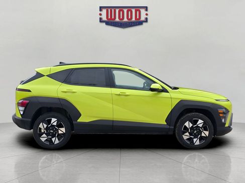Used 2024 Hyundai Kona SEL image 2