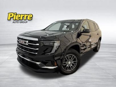 Used 2025 GMC Acadia Elevation