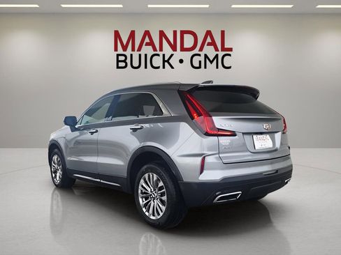 Used 2024 Cadillac XT4 Premium Luxury image 8