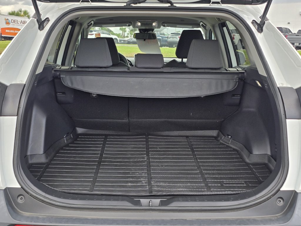 Used 2023 Toyota RAV4 XLE FWD image 13