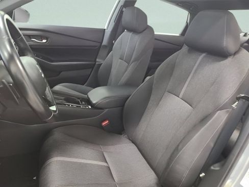 Used 2024 Honda Accord Sport image 19