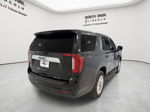Used 2024 GMC Yukon SLE w/ Gmc Pro Safety Plus Package RWD image 5