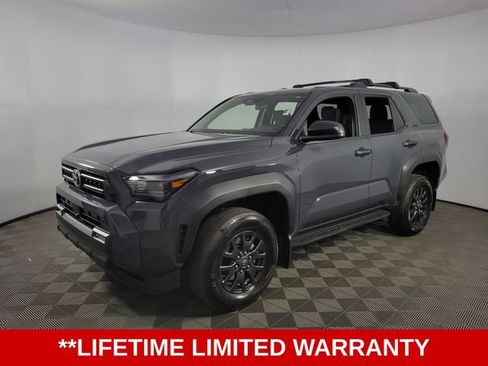 Used 2025 Toyota 4Runner SR5 image 3