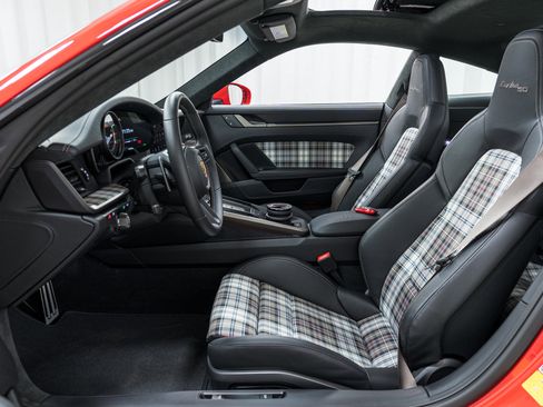 Used 2025 Porsche 911 Turbo S image 20