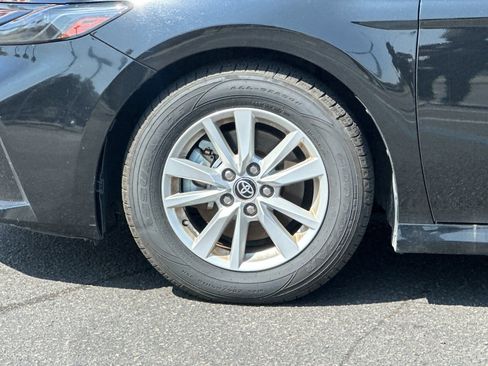 Used 2025 Toyota Camry LE image 23