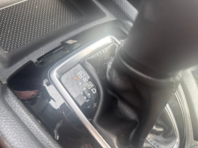 Used 2018 Nissan Rogue S AWD/4WD image 23