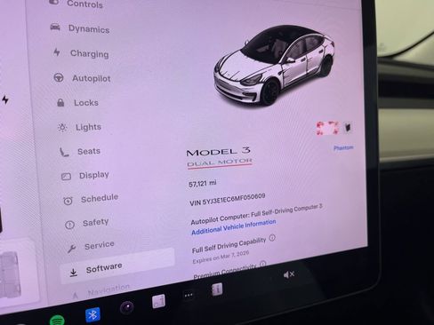 Used 2021 Tesla Model 3 Performance image 29