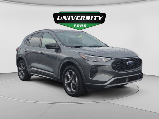 Used 2024 Ford Escape ST-Line w/ Tech Pack #1 AWD/4WD image 1