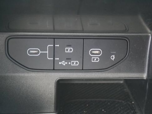 Used 2025 Kia Sorento SX FWD image 31