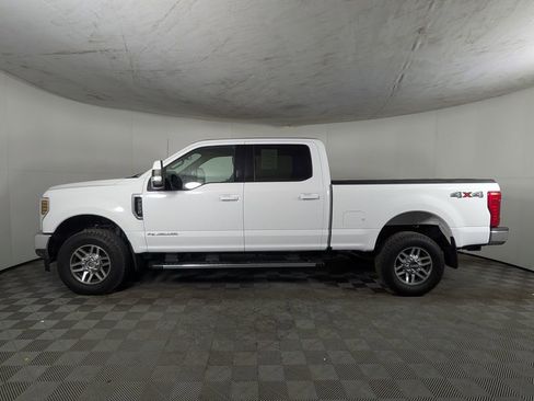 Used 2019 Ford F250 Lariat w/ Lariat Value Package image 3