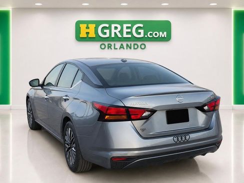 Used 2023 Nissan Altima 2.5 SV FWD image 6