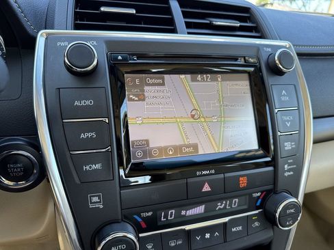 Used 2017 Toyota Camry FWD image 51