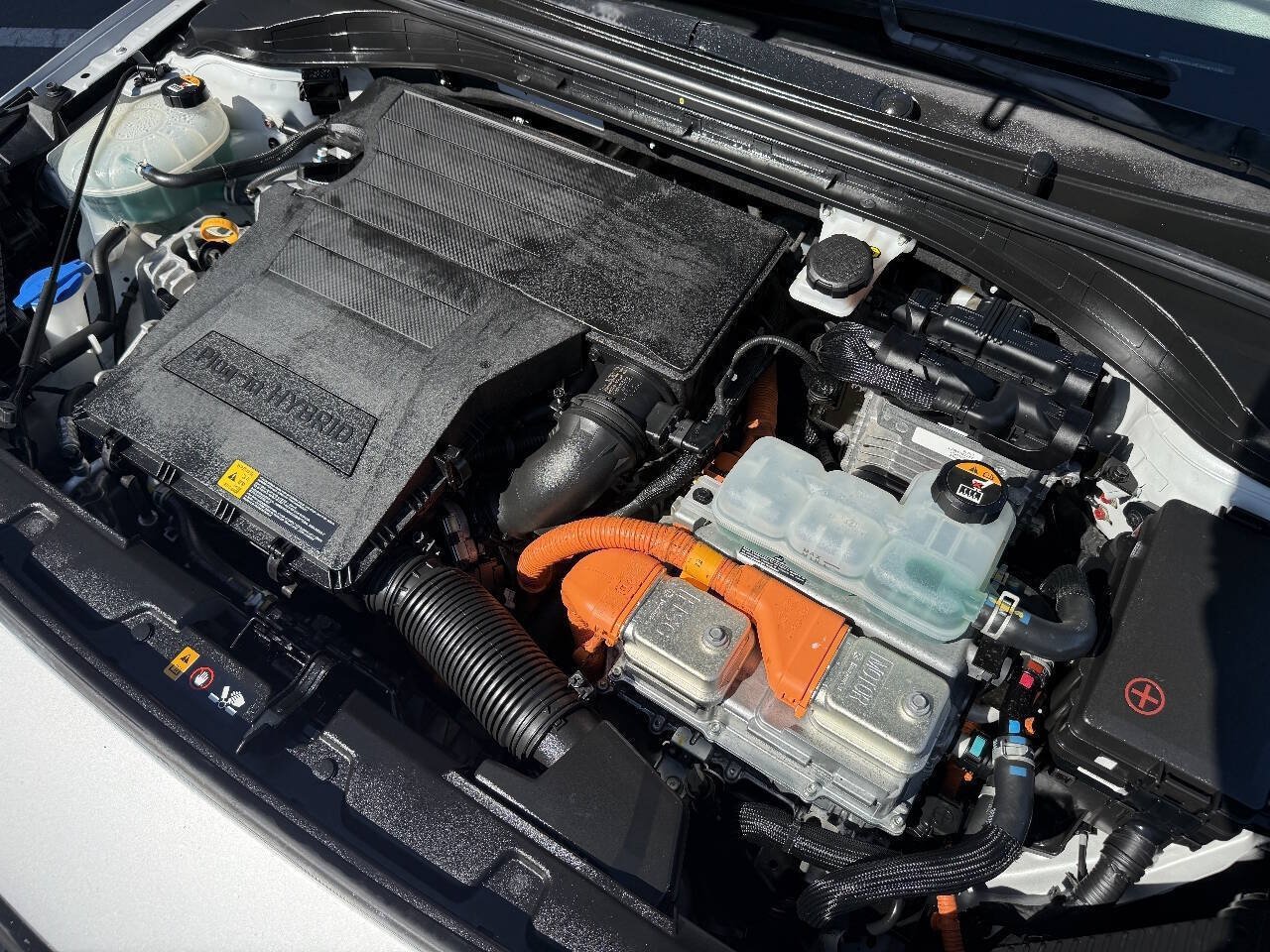 Used 2018 Hyundai Ioniq Plug-In Hybrid FWD image 21