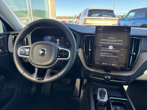 New 2026 Volvo XC60 B5 Ultra w/ Protection Package Premier image 18