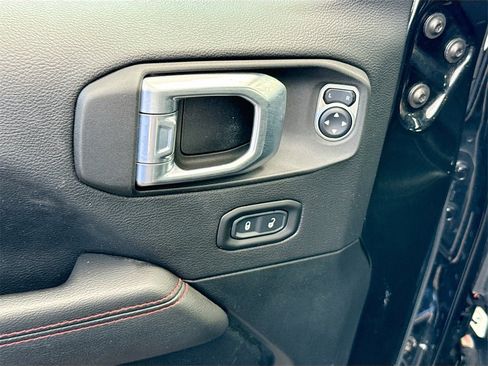 Used 2021 Jeep Wrangler Unlimited Rubicon w/ Dual Top Group image 19