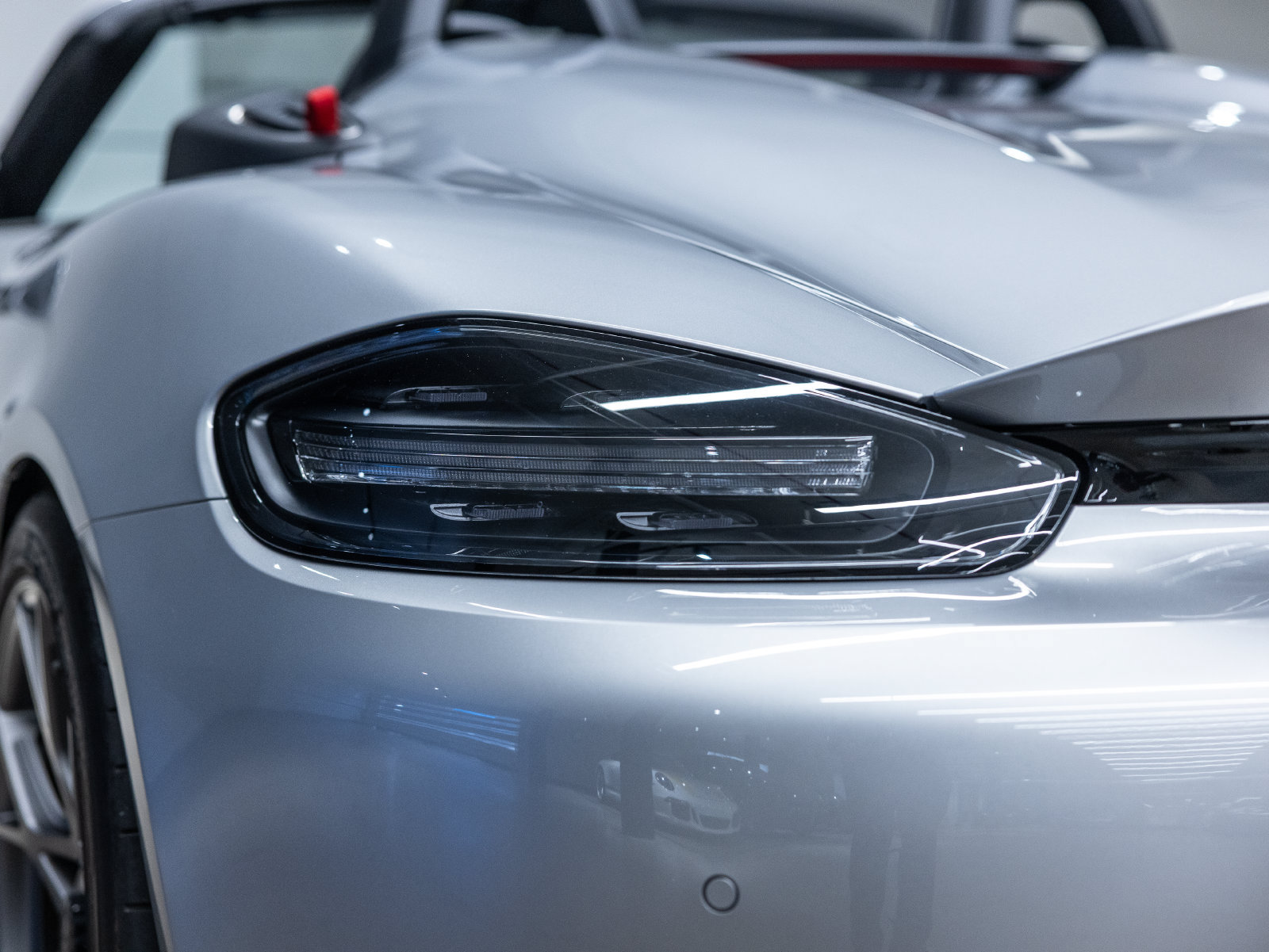 Certified 2025 Porsche 718 Boxster Spyder RS RWD image 23