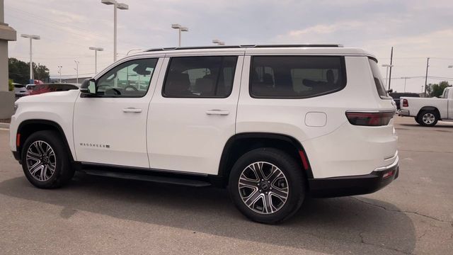 Used 2025 Jeep Wagoneer 4WD image 7