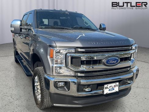Used 2022 Ford F250 XLT w/ XLT Premium Package image 9