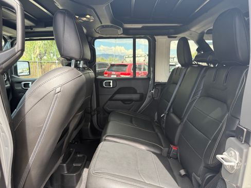 Used 2023 Jeep Wrangler Unlimited Sahara w/ Safety Group AWD/4WD image 27