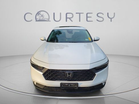 Used 2023 Honda Accord EX image 31