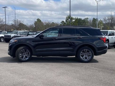 New 2026 Ford Explorer Active w/ Active Comfort Package AWD/4WD image 6