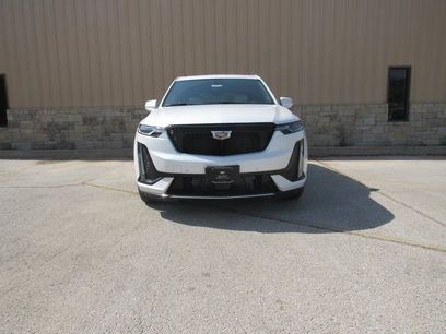 New 2025 Cadillac XT6 Sport w/ Technology Package