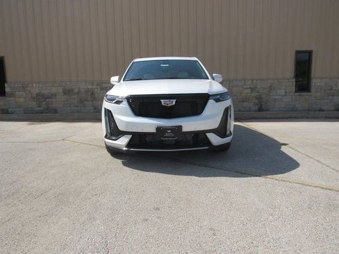 New 2025 Cadillac XT6 Sport w/ Technology Package image 1