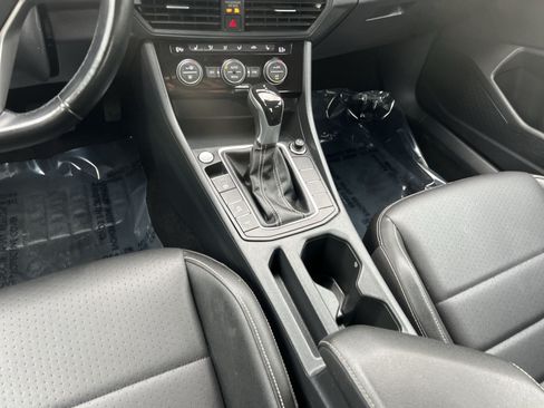 Used 2022 Volkswagen Jetta SE FWD image 22
