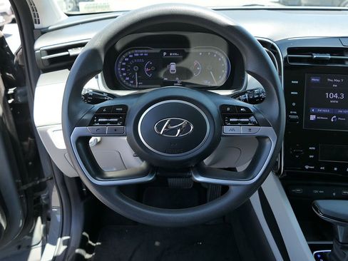 Used 2024 Hyundai Tucson SEL FWD image 16