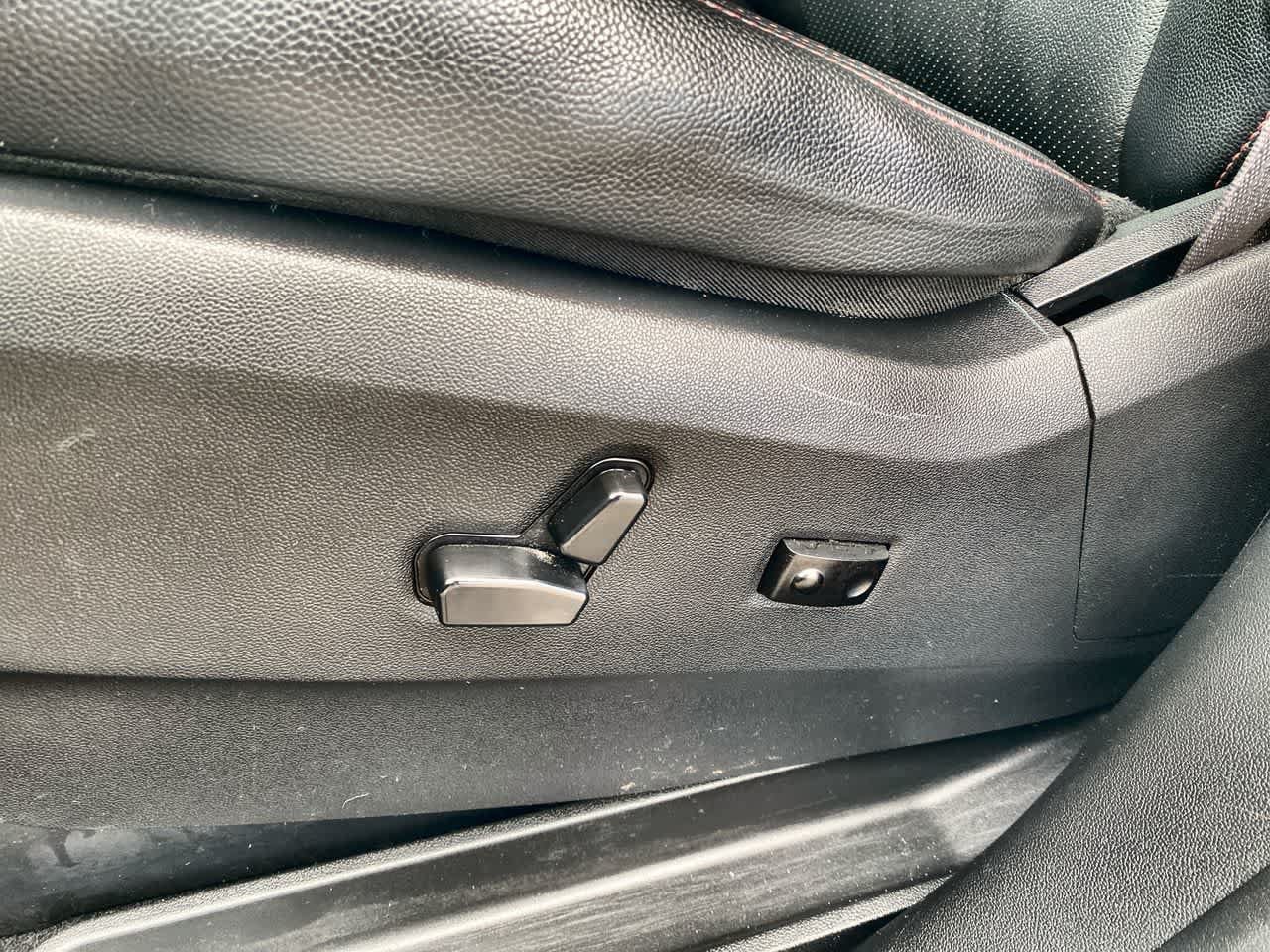 Used 2019 Dodge Grand Caravan GT FWD image 12