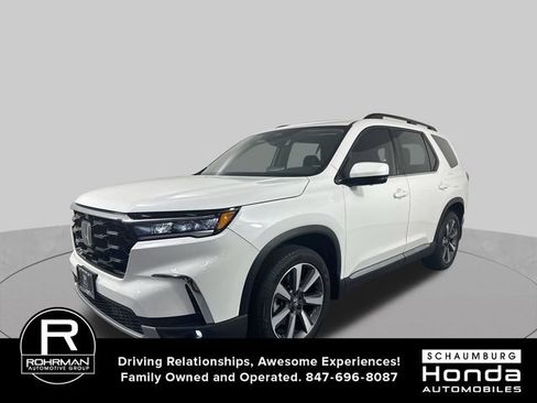 Used 2023 Honda Pilot Elite image 2