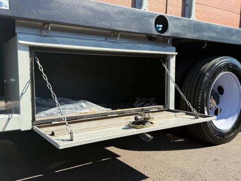 Used 2011 Ford F550 2WD Crew Cab Super Duty w/ Payload Upgrade Pkg image 28
