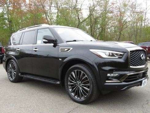 Used 2020 INFINITI QX80 Luxe w/ Edition 30 Package AWD/4WD image 3