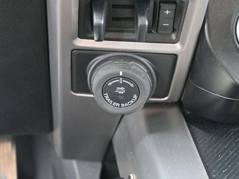 Used 2021 Ford F250 Platinum w/ Tremor Off-Road Package AWD/4WD image 26