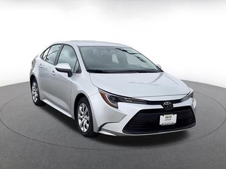 Used 2025 Toyota Corolla LE FWD video 2