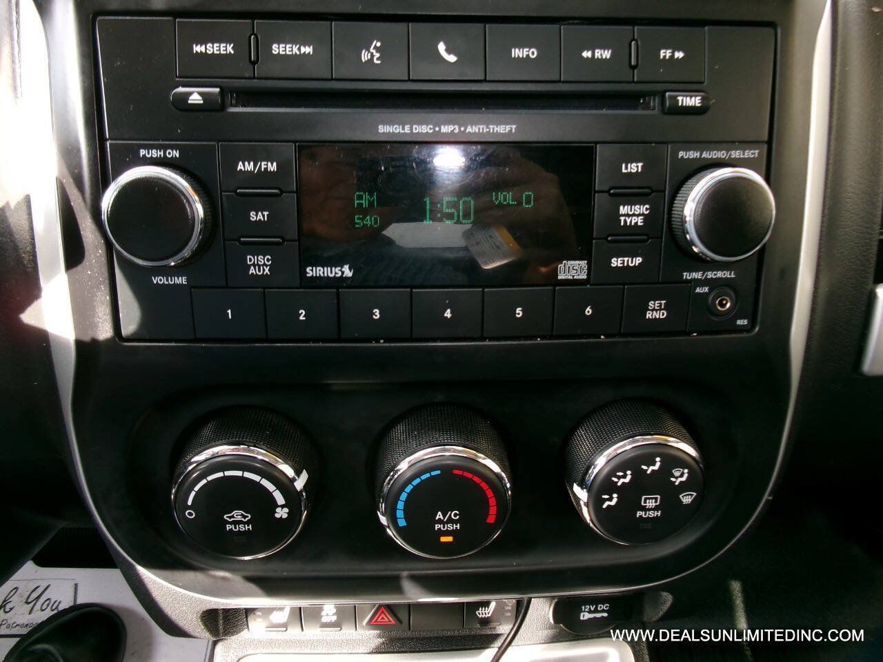 Used 2015 Jeep Compass High Altitude AWD/4WD image 14