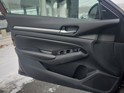 Used 2023 Nissan Altima 2.5 SV image 15