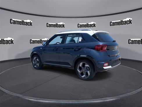 New 2025 Hyundai Venue Limited image 5