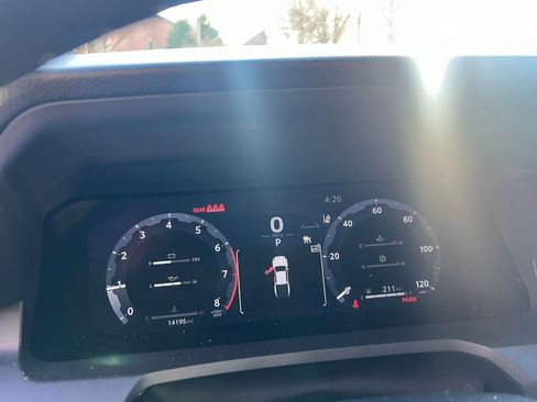 Used 2025 Nissan Altima 2.5 SR image 34