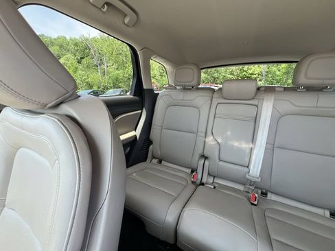 Used 2022 Lincoln Corsair AWD w/ Equipment Group 101A image 13