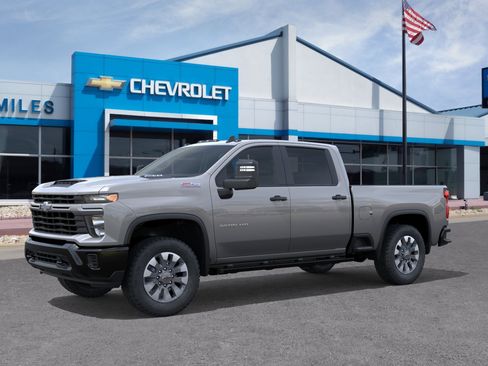 New 2026 Chevrolet Silverado 2500 Custom image 2