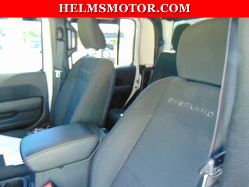 Used 2023 Jeep Gladiator Overland AWD/4WD image 29