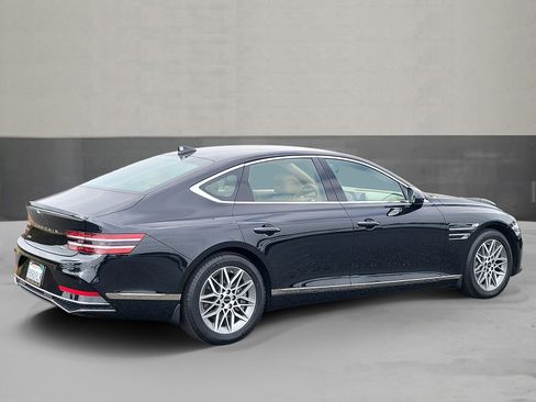 Certified 2026 Genesis G80 2.5T AWD/4WD image 2