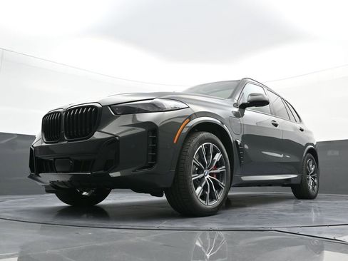 New 2026 BMW X5 xDrive50e w/ M Sport Package image 27