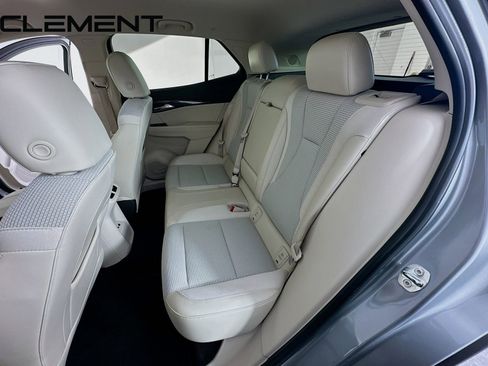Used 2023 Buick Envision Preferred image 31