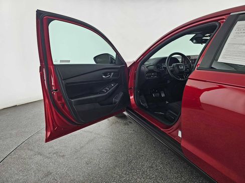 Used 2025 Honda Accord Sport image 19