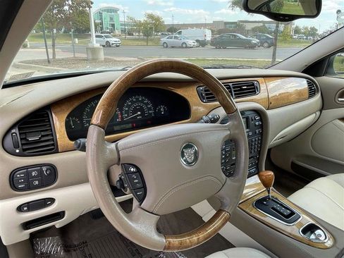 Used 2004 Jaguar S-TYPE 3.0 image 97