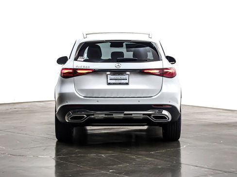 New 2026 Mercedes-Benz GLC 300 image 3