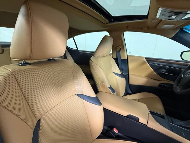 Certified 2022 Lexus ES 350 w/ Premium Package FWD image 32