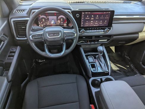 Used 2024 GMC Canyon Elevation w/ Convenience Package image 30